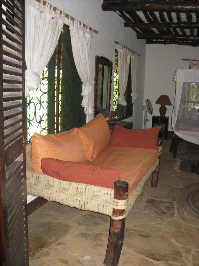 Kiloran Funzi House Acomodação com café da manhã Exterior foto