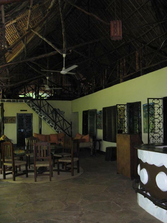 Kiloran Funzi House Acomodação com café da manhã Exterior foto